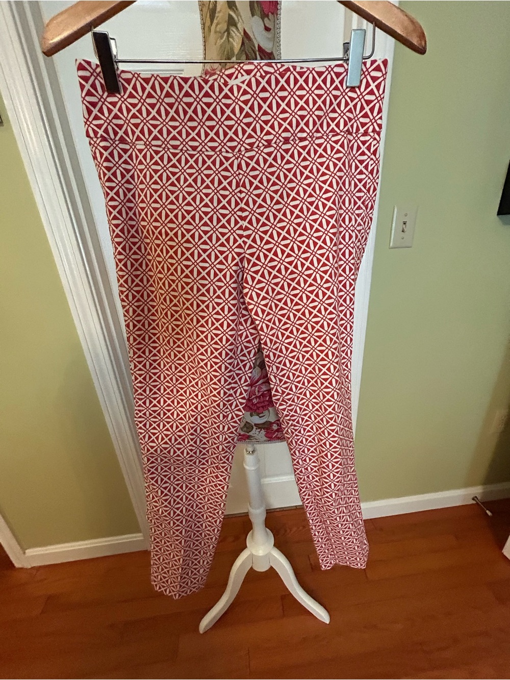 New York & Company Red and White Geometric Pants